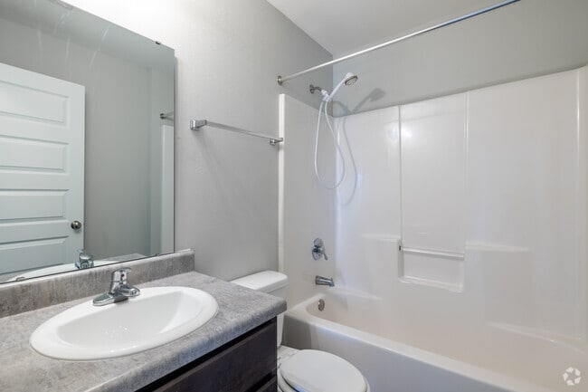 2BD 1 BA Bathroom