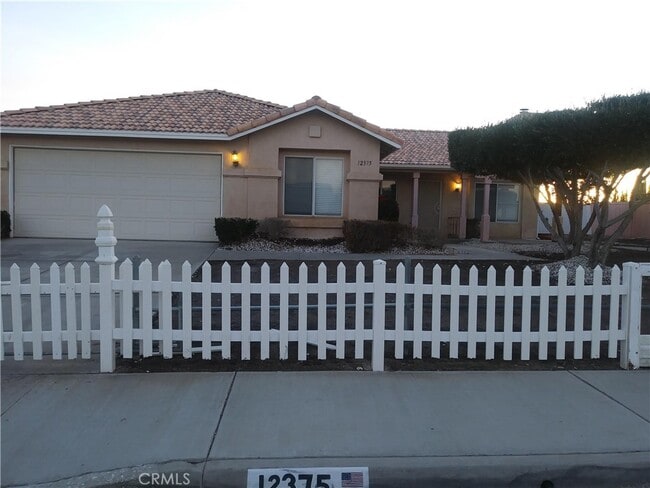 Building Photo - 12375 Pacoima Rd Rental