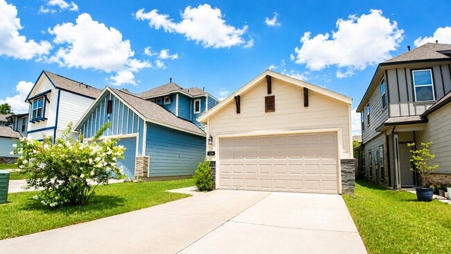 Photo - 124 Camelot Pl Ct