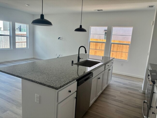 Photo - Stunning/BRAND NEW 3/3!  Rancho Cordova - Please see below for viewings.