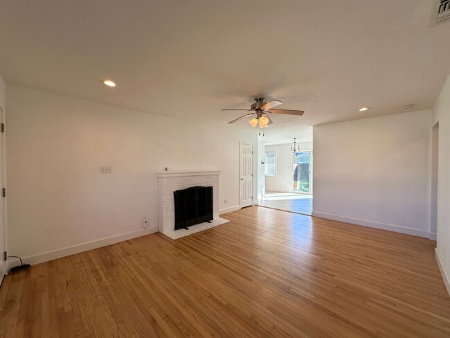 Photo - Charming Tahoe Park 3 Bedroom