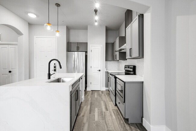 Photo - No Deposit! Modern 1/1 in Downtown! Unit TF1