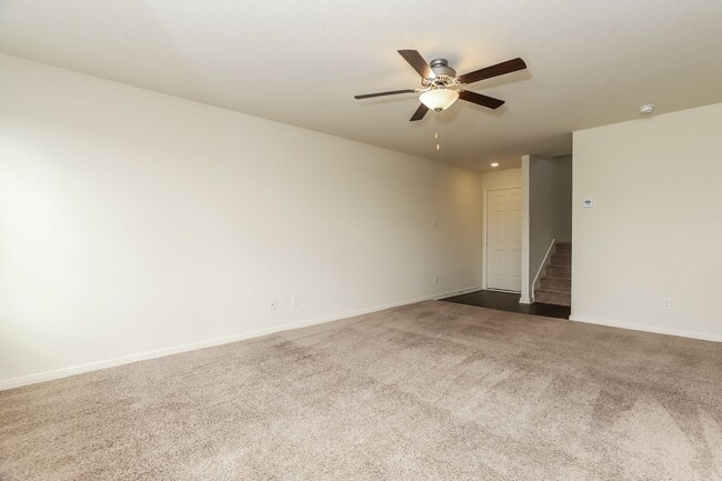 Photo - 3 Bedroom Ready for Immediate Move In!