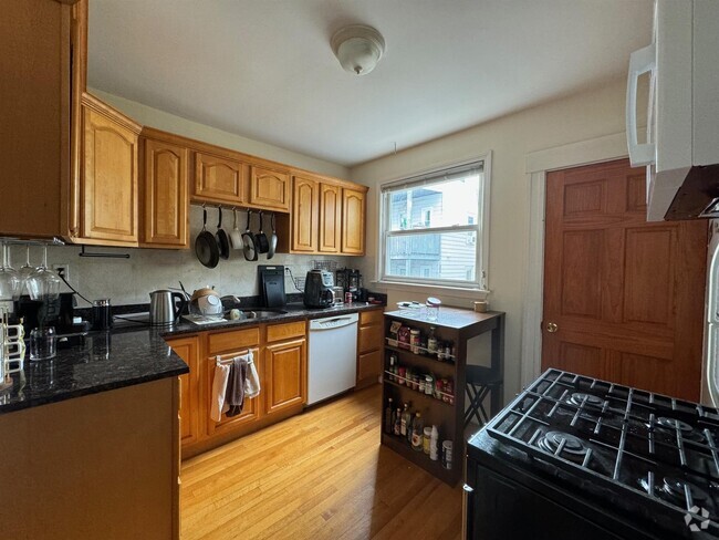 Building Photo - 35 Magnus Ave Unit 3 Rental