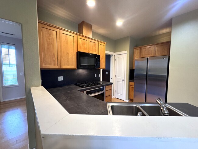 Photo - 7146 NE Cherry Dr