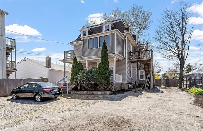 Building Photo - 19 Canal St Unit #2 Rental