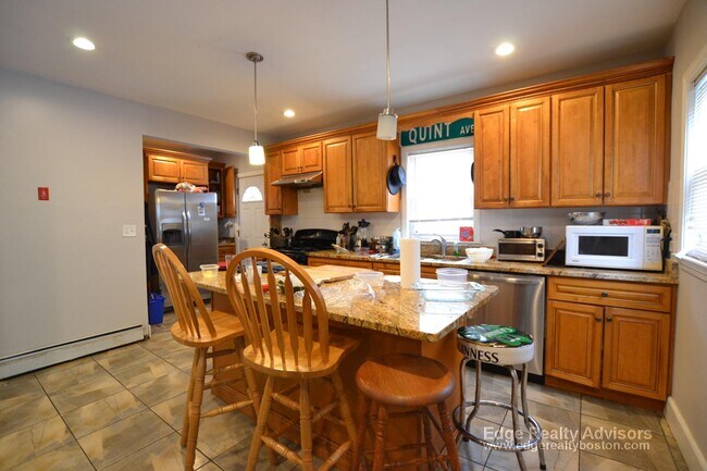 Photo - 34 Long Ave Unit 1