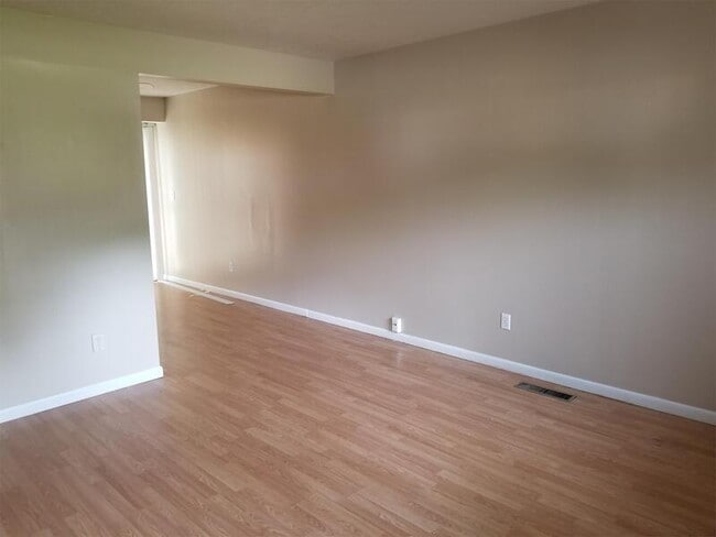 Photo - 1245 Overbrook Dr