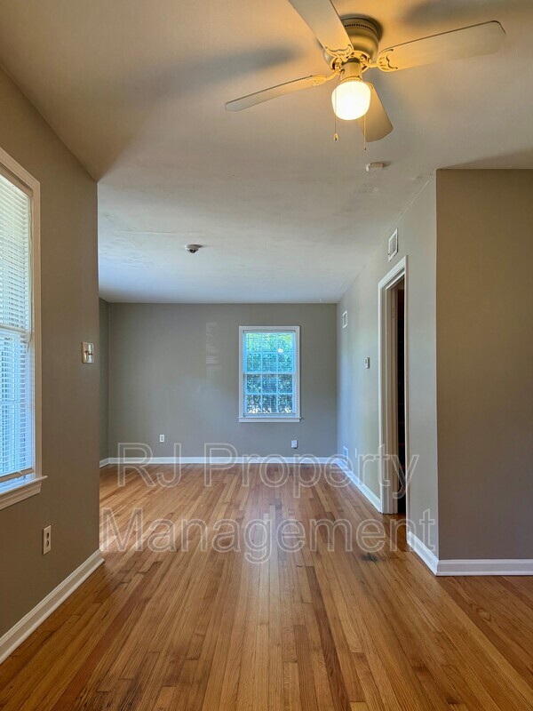 Photo - 3698 Philsdale Ave