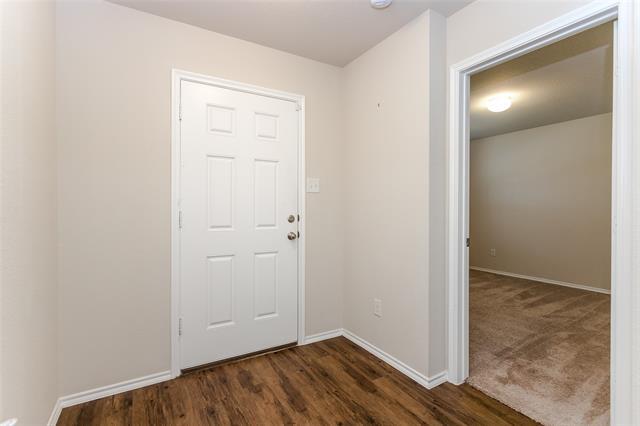 Photo - 239 Thoroughbred St