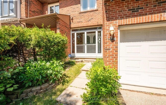 Photo - 154 Robert Hicks Dr
