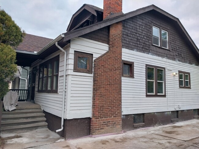 Photo - 15350 Alden St