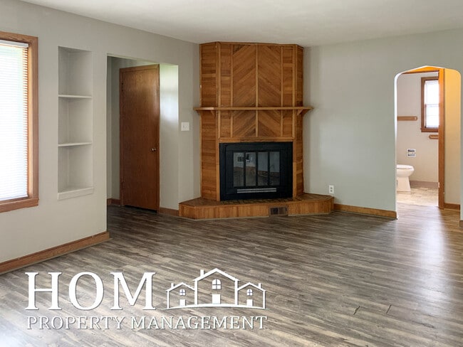 Photo - 802 Carney Ave