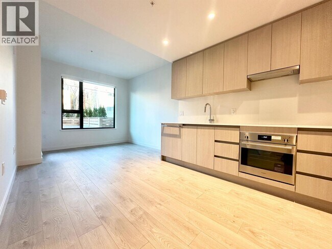 Photo - 4928 Quebec St Unité 107