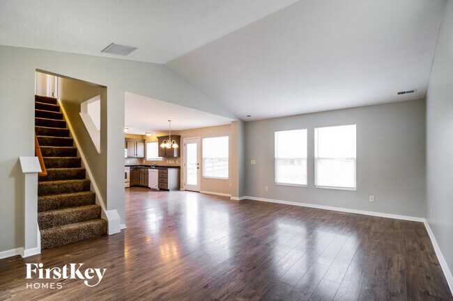 Photo - 17 Shady Creek Ln