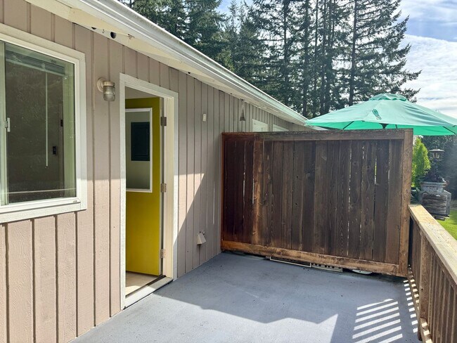 Photo - 77X Four-Plex Unit 775