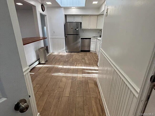 Photo - 61 Montgomery Ave