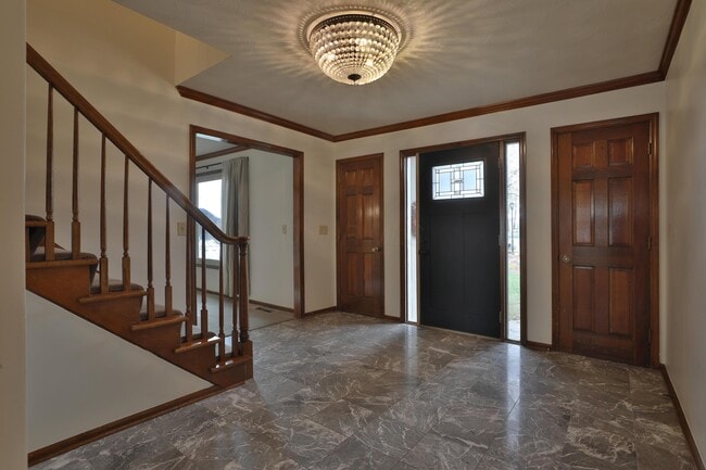 Photo - 453 Buckhorn Ct