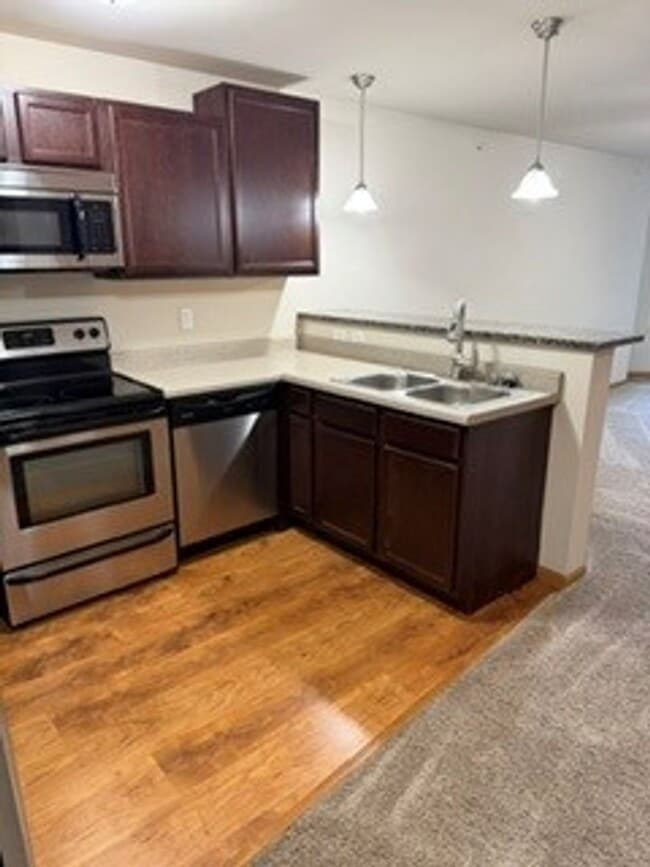 Fairway Glen Apartments