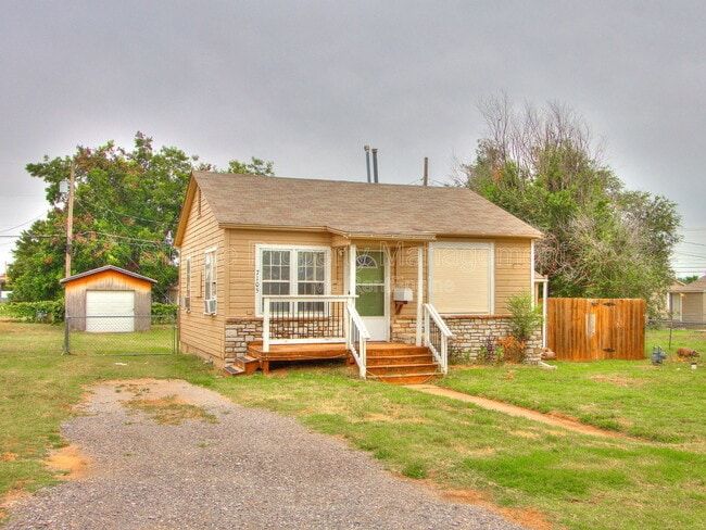 Building Photo - 7105 NW 39th St