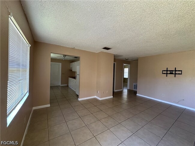 Photo - 4425 Ruthann Ct