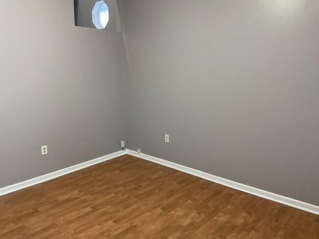 Photo - 229 N Richland St