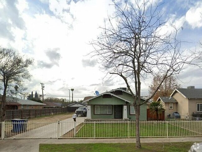 Building Photo - 810 S Archie Ave Rental