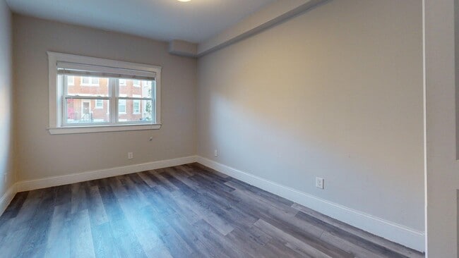 Photo - 108 Meridian St Unit 3