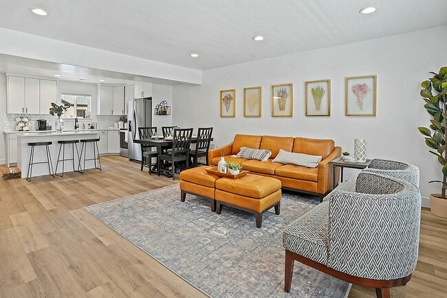 _DSC1658 - Madison Towns