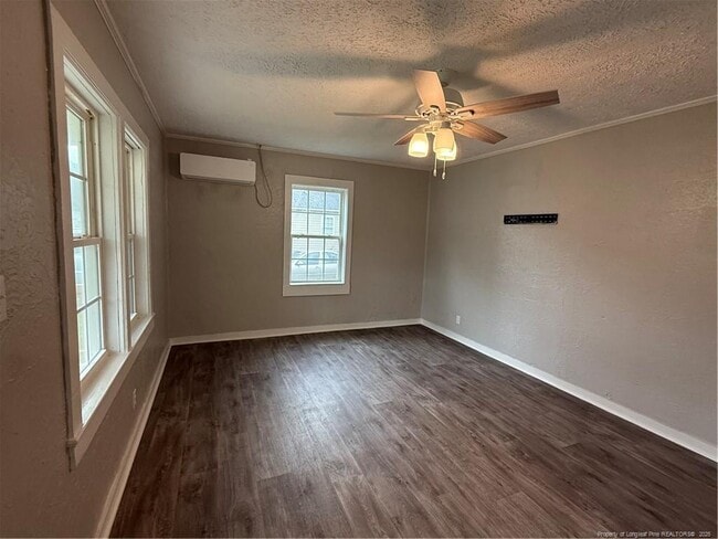 Photo - 128 Johnson St