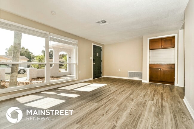 Photo - 7025 Rockwood Dr