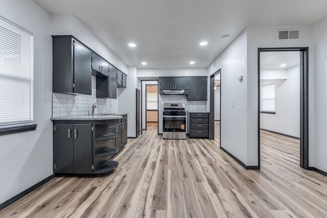 Photo - 1501 NE 33rd St