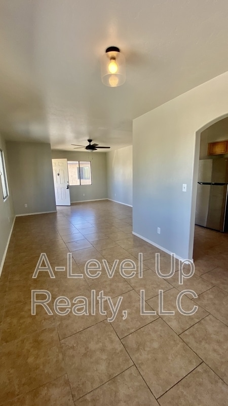 Building Photo - 208 E Yavapai Rd Rental