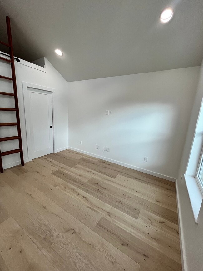 Photo - 1144 Helena St