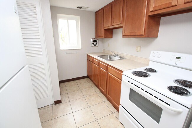 Photo - SHILOH AVENUE -- 148