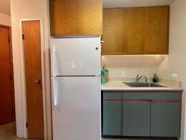 Photo - Fabulous Unit in Waikiki!