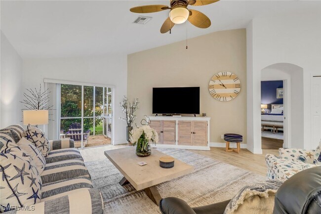 Photo - 1106 Jardin Dr