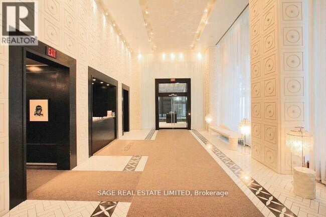 Photo - 20 Blue Jays Way Unit 202