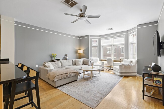 Photo - 1300 Grand St Apartment Unit 312