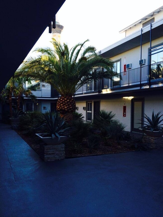 Photo - 1520 S Casino Center Blvd