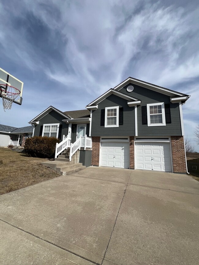 Photo - 1209 Wildflower Rd