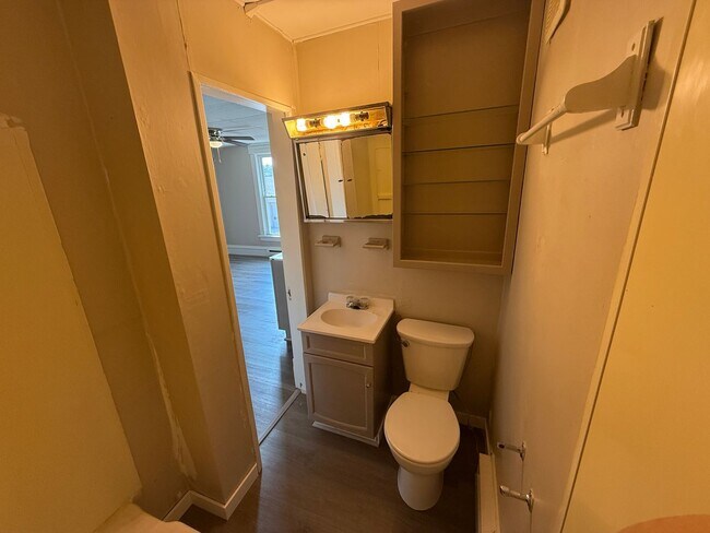 Photo - Cozy Studio with Walk-In Closet in the Hea... Unit Apt 8