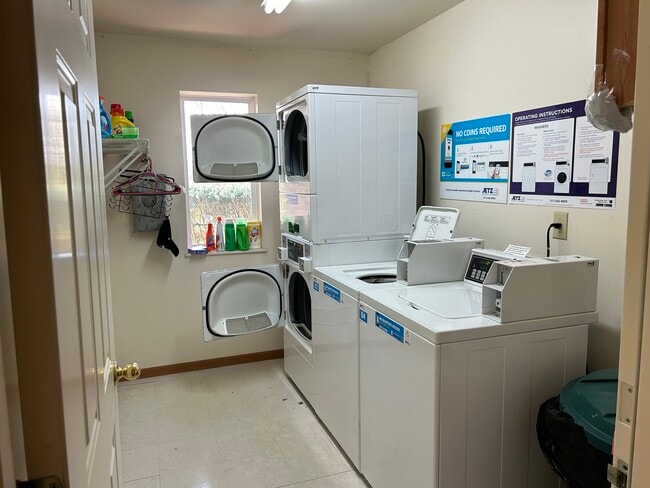 Photo - 1005 Valley View Ln