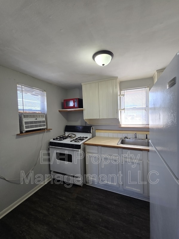 Photo - 938 N Broadway Ave Unidad 1