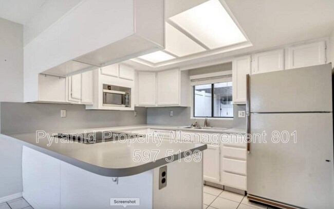 Photo - 8758 Oak Park Cir