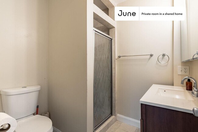 Photo - Room in Shared 3 bed/1 bath home Unidad B