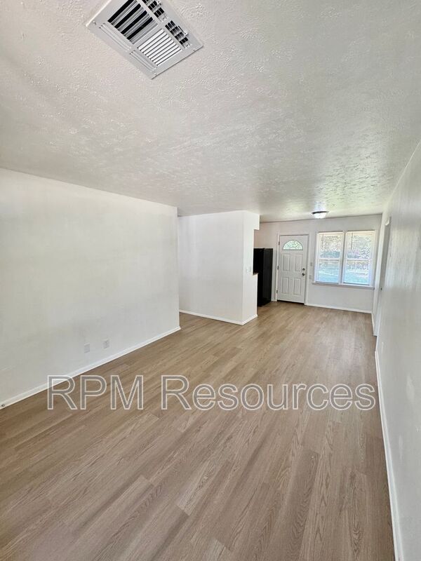 Photo - 6716 NW 29th St