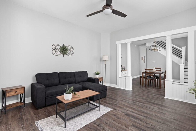 Building Photo - 42 S Holmes Ave Unit ID1303774P Rental