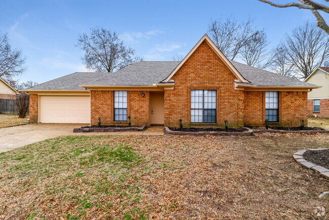 Building Photo - 7935 Sandywood Ln Rental