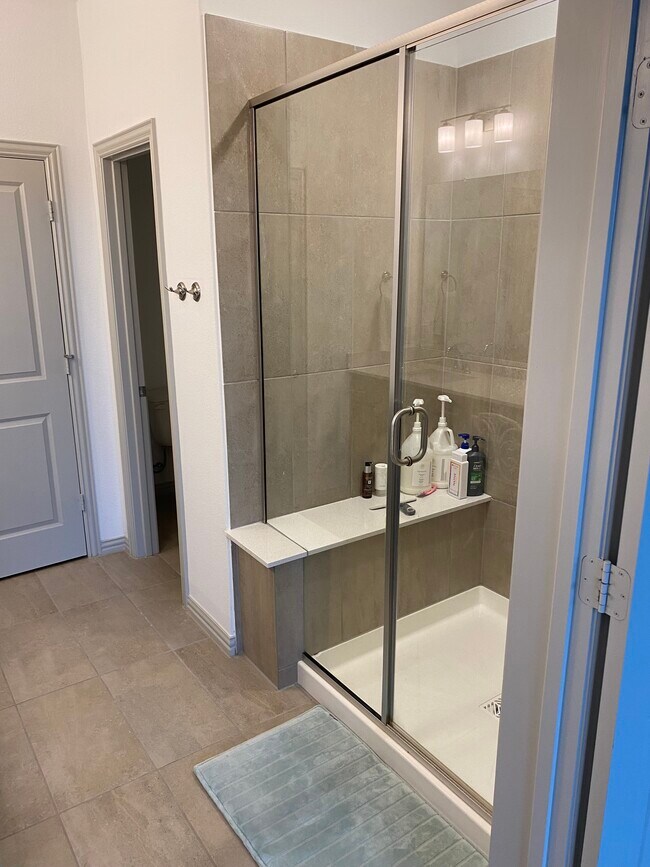 1048 Homestead Way Townhome Townhome Rental in Argyle TX